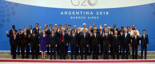 Family_photo_of_the_G20_Summit_46068032492