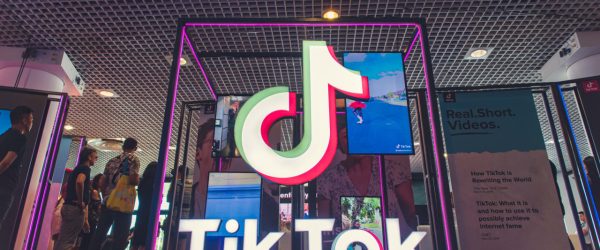 p-1-brands-and-advertisers-are-scrambling-to-tap-into-tiktok