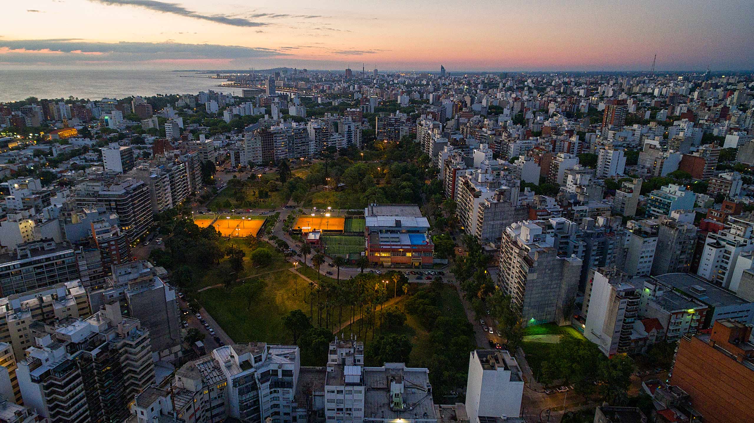 Montevideo_-_Uruguay_sunset